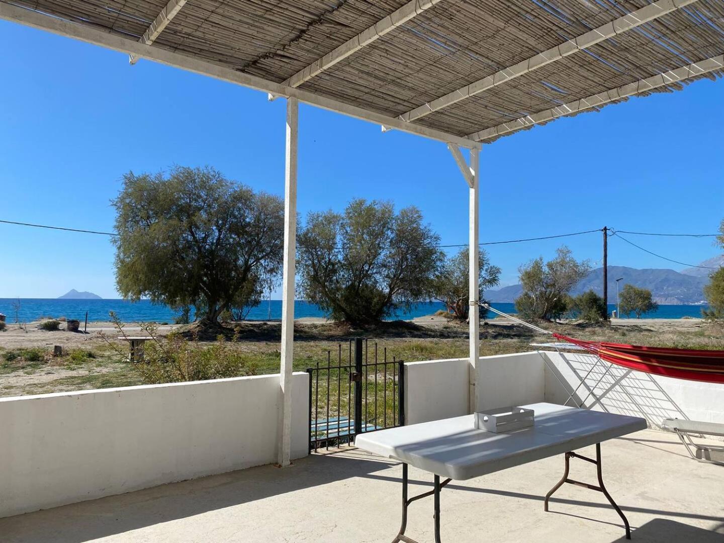 Zen Seaside Apartment Kalamaki (Heraklion) Exterior foto